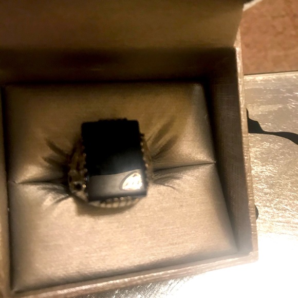 Men’s silver ring with black stone - Picture 2 of 2